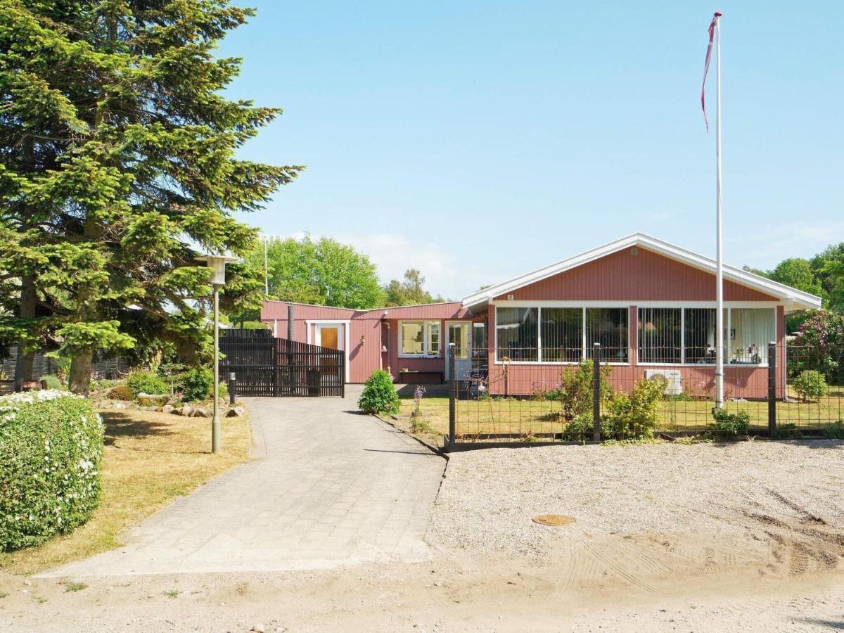 6 Person Holiday Home In Kors R 코르소 외부 사진